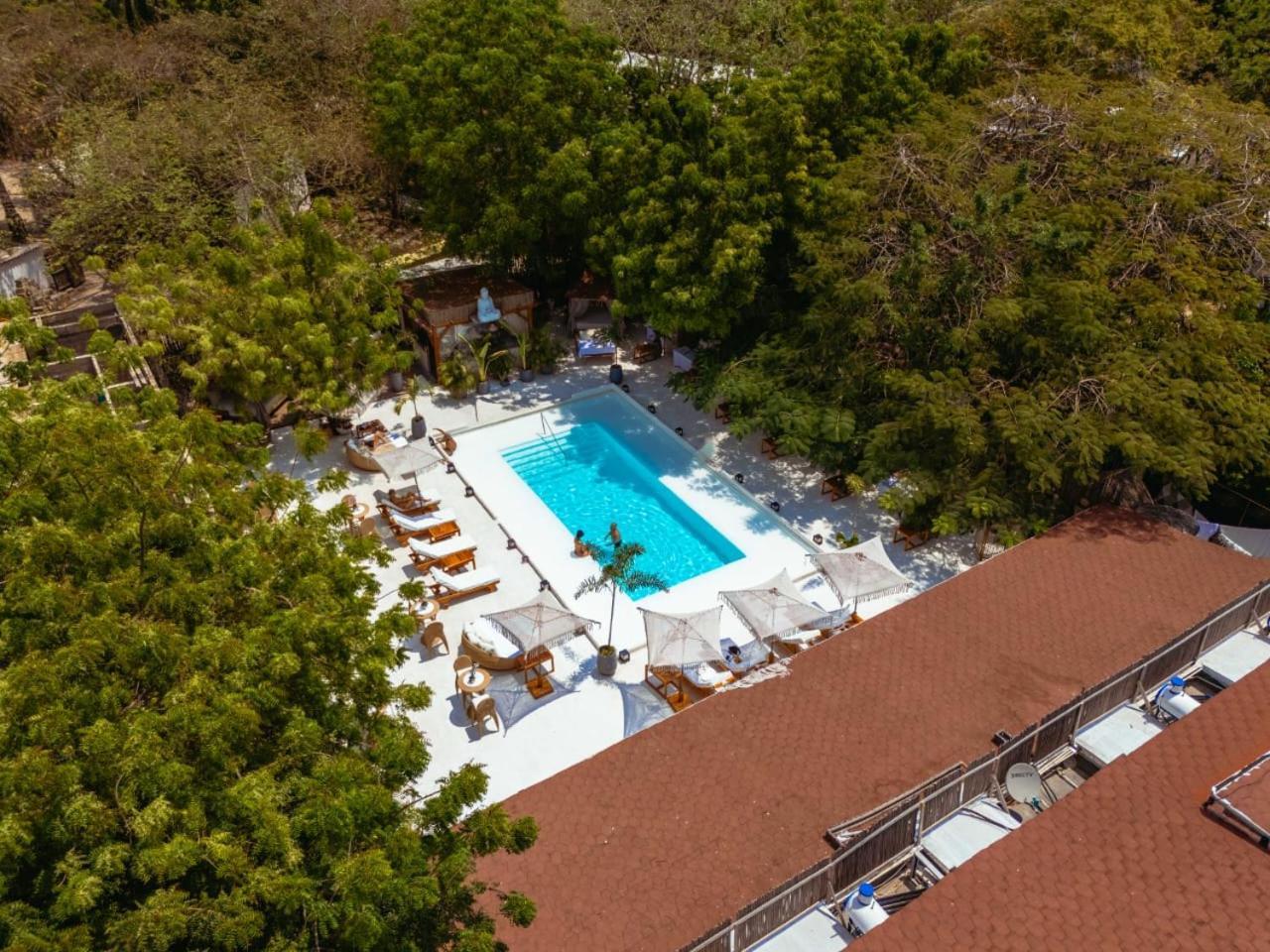 Bora Bora Beach Club & Hotel Isla Grande  Exterior photo